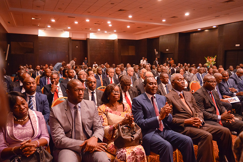 Emprunt obligataire du Congo : Pari réussi par le Ministre des Finances, du Budget et du Portefeuille Public Calixte Nganongo